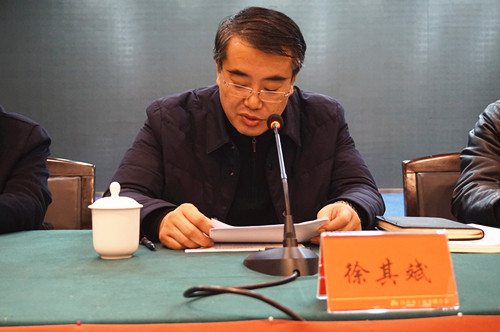 市委常委、市委统战部部长徐其斌在执委会上作重要讲话.JPG